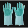 Gants en silicone nettoyant les gants de lave-vaisselle de la cuisine